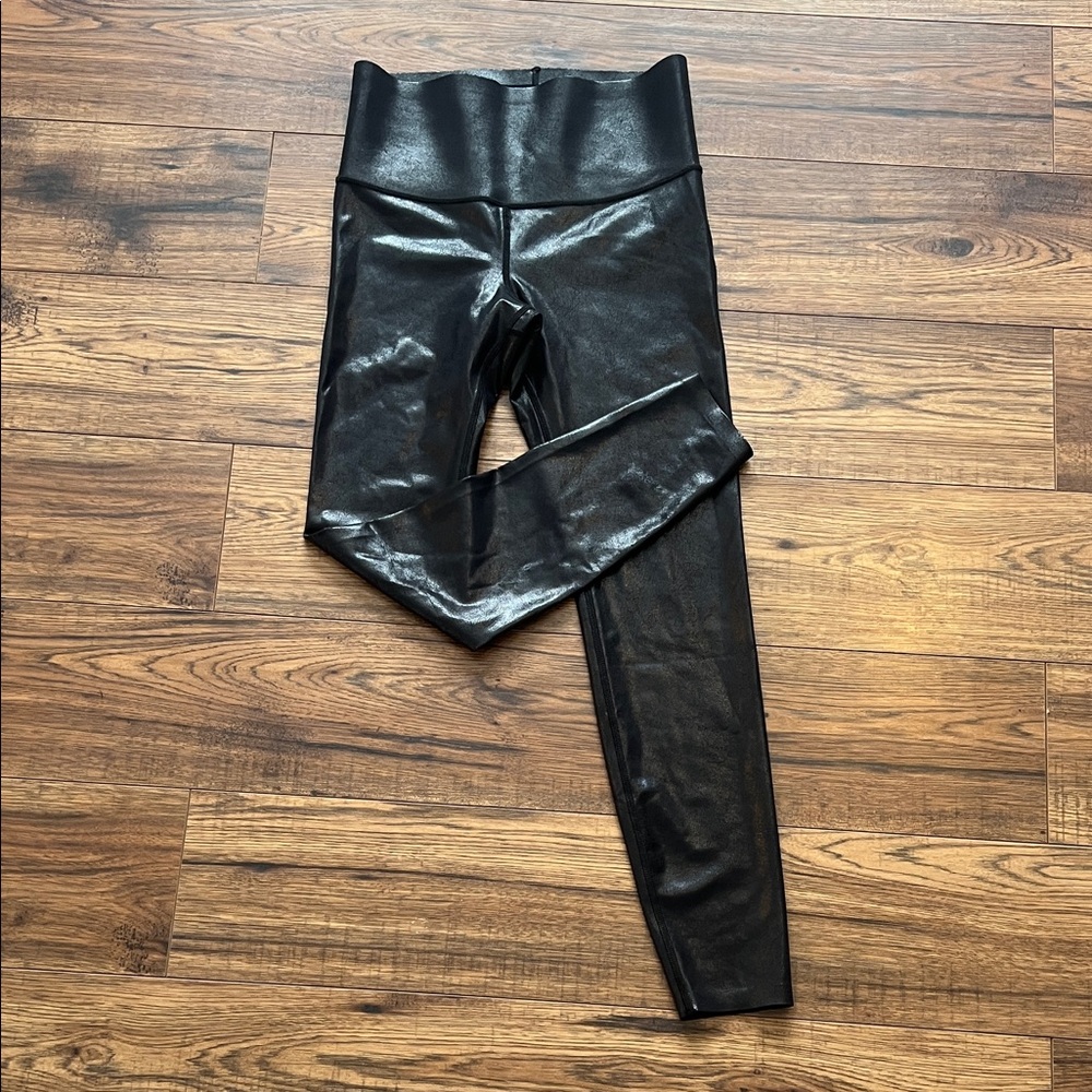 KNIX High-Rise Faux Leather Look Straight Leg Leggings in Black